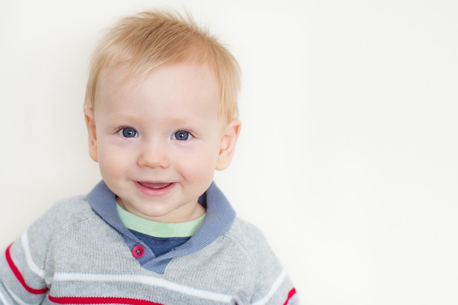 baby-boy-head-shot